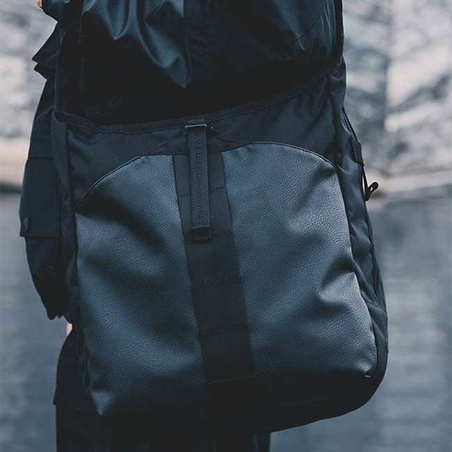 BLK White Mountaineering × BRIEFING HOBO SHOULDER TALL BK2573803