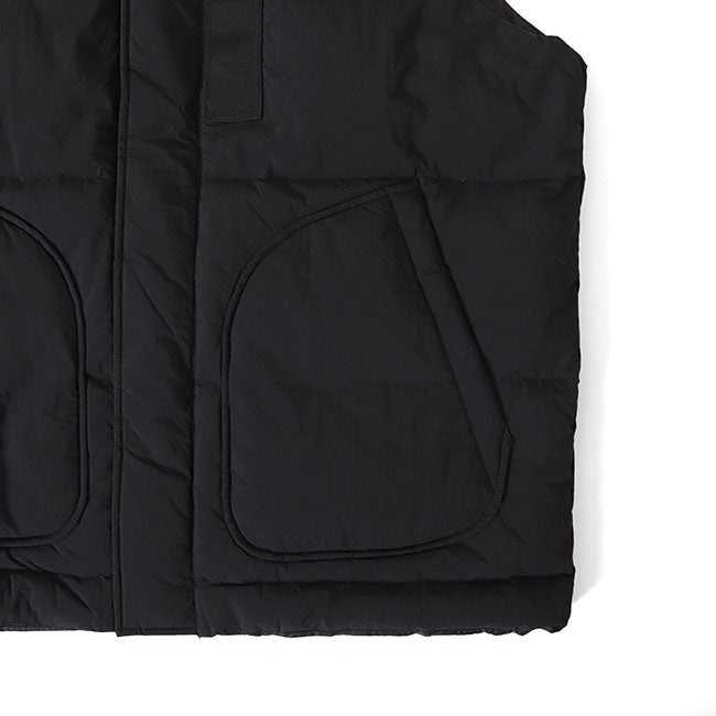 White Mountaineering × TAION DOWN VEST WM2373202