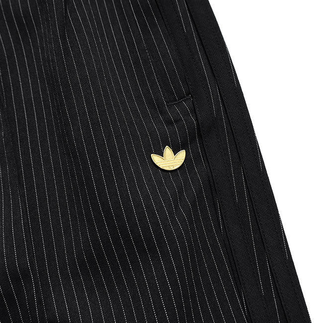 adidas originals アディダスオリジナルス ファイヤーバード ルーズ ピンストライプ トラックパンツ KC9052 黒 ブラック ジャージ メンズ