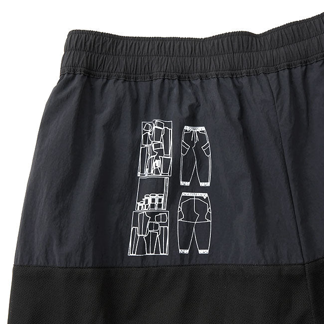 White Mountaineering BLK WIDE CARGO JOGGER PANTS BK2371402
