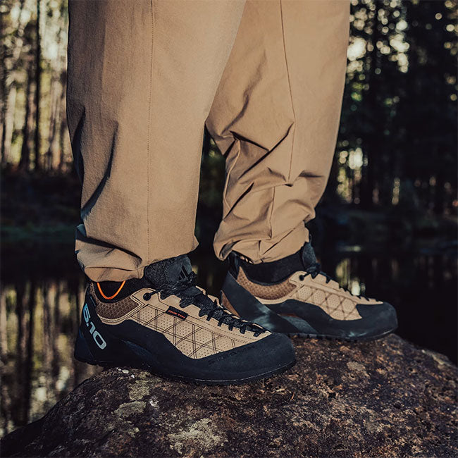 adidas originals アディダス オリジナルス GUIDE TENNIE PRO GTX ゴアテックス シューズ JQ6616 スニーカー メンズ