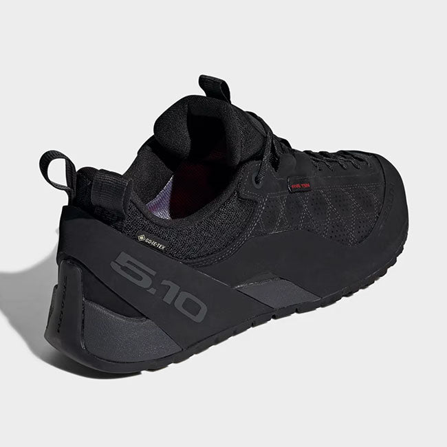 adidas originals アディダス オリジナルス GUIDE TENNIE PRO GTX ゴアテックス シューズ JP8633 黒 ブラック スニーカー メンズ