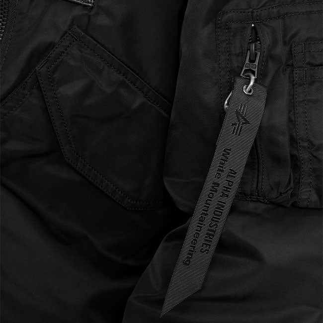 White Mountaineering × ALPHA INDUSTRIES MA-1 WM2573201