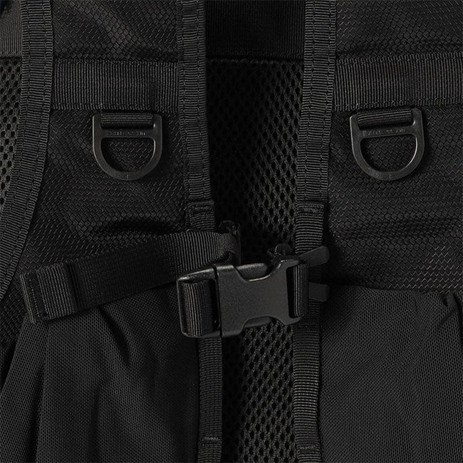 White Mountaineering × BRIEFING DT PACK BK2671802 WM2671816