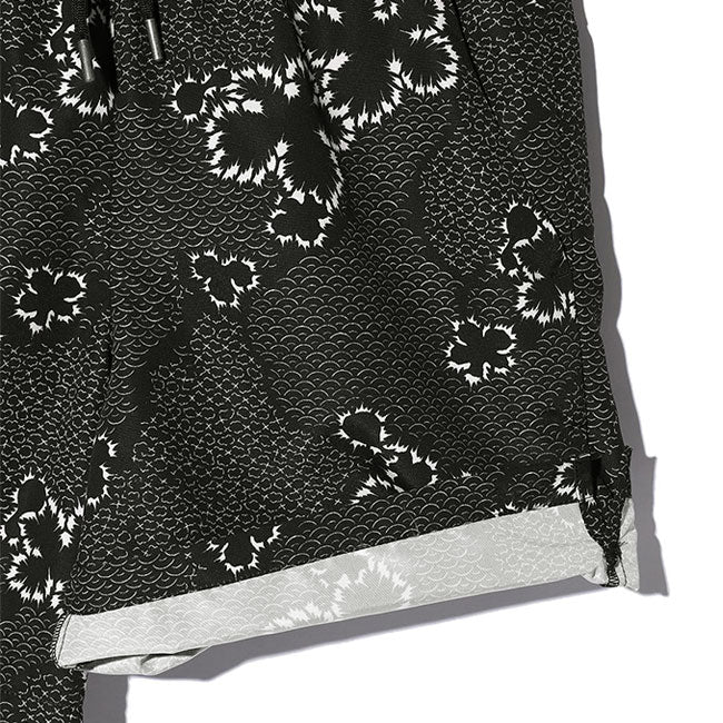 DENHAM デンハム  和柄 スウィムショーツ BEACH SHORT BPWP 松 花柄 総柄 海パン 水着 (メンズ)