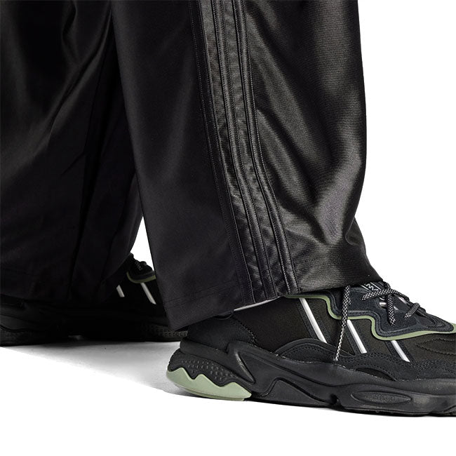 adidas アディダスオリジナルス ルーズフィット ファイヤーバード トラックパンツ IT7511 ジャージ メンズ