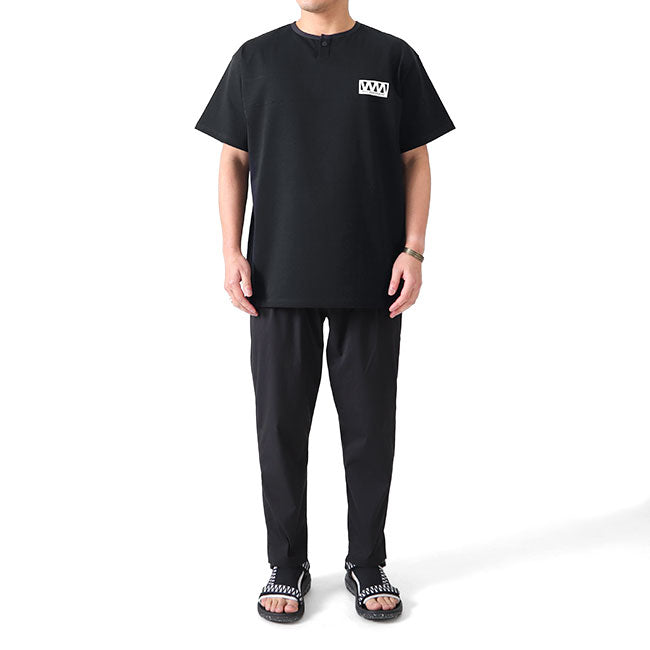 White Mountaineering HENRY NECK T-SHIRT WM2171529