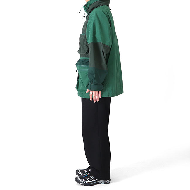 White Mountaineering MULTI POCKETS MOUNTAIN PARKA WM2471204