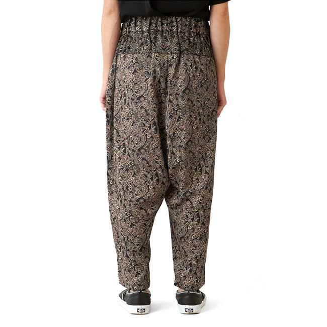 White Mountaineering PAISLEY SATIN SAROUEL PANTS WM2471407