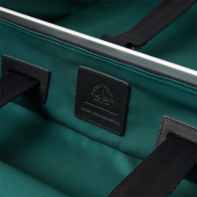 White Mountaineering × GLOBE TROTTER CARRY-ON WM2473820