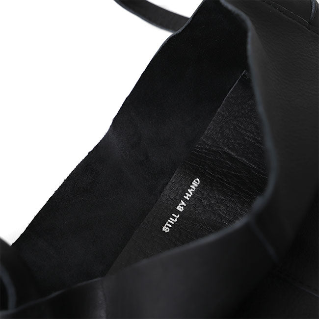 STILL BY HAND スティルバイハンド レザーサコッシュ GD04203 ショルダーバッグ