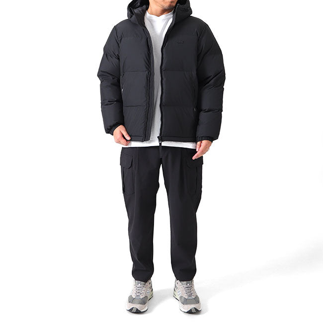 Lacoste ラコステ バックステッチロゴ モノクロ ショート ダウンジャケット BH4484L 黒 フード付き メンズ