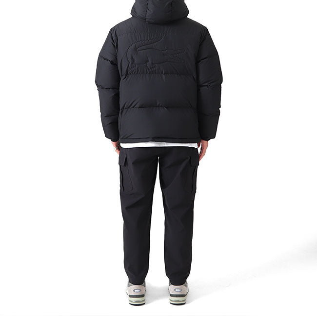 Lacoste ラコステ バックステッチロゴ モノクロ ショート ダウンジャケット BH4484L 黒 フード付き メンズ