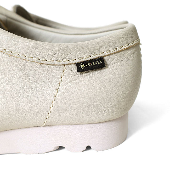 CLARKS クラークス Wallabee GTX ワラビー ゴアテックス レザー モカシンシューズ 26185541 白 レザースニーカー メンズ